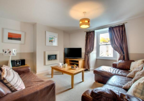 Monicas House 8 Porthmeor Square